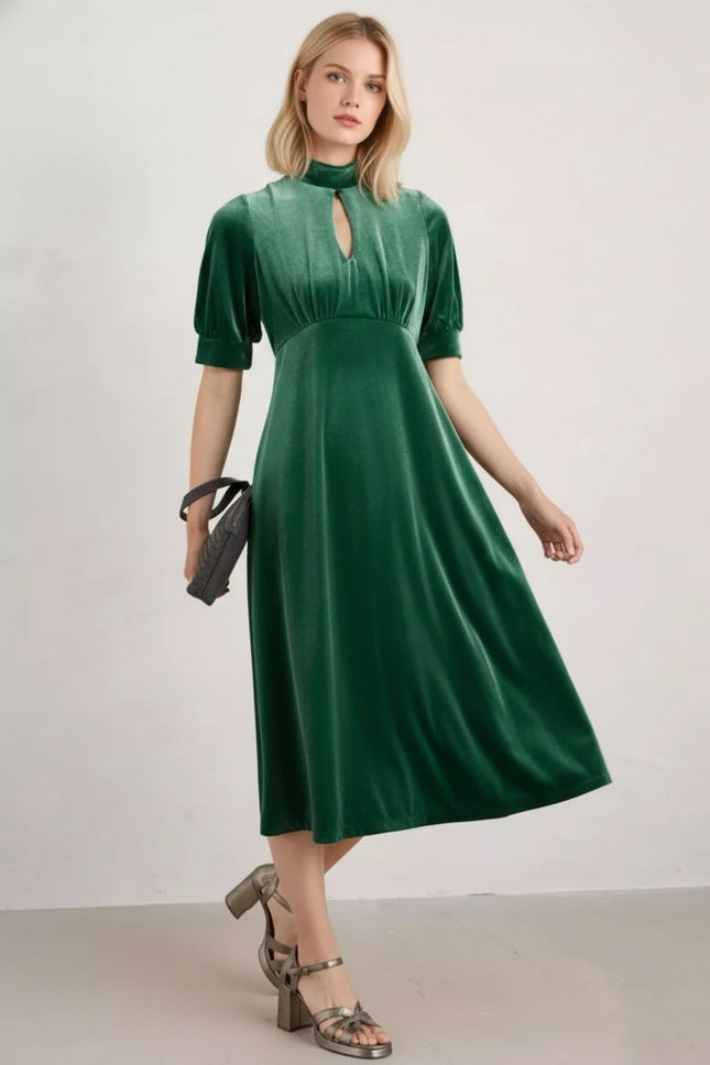 Seasalt Four Lanes Dress in Green Velvet - Quality Brands Outlet