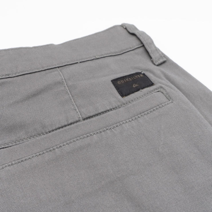 Quiksilver Mens Stretch Cotton Chinos Classic Casual 5-Pocket Summer Shorts in 3 Grey Colours - Quality Brands Outlet